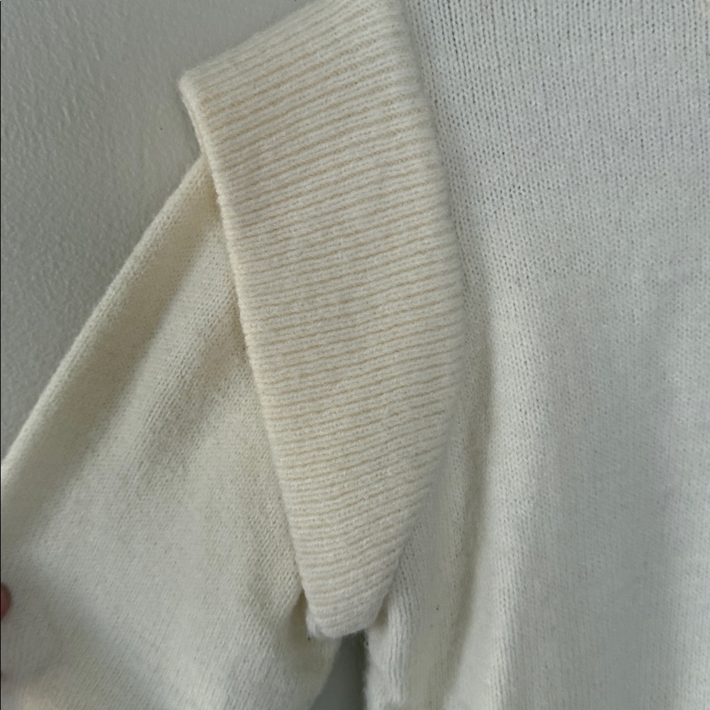 Elan Soft Cream Sweater small - Picture 3 of 6